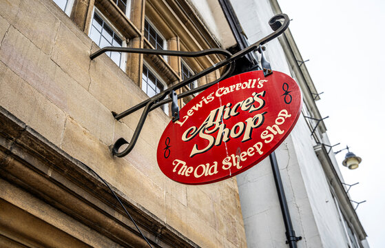 Alice's Shop at 83 St Aldate's, a Victorian sweet shop that inspired Lewis Carroll's Through the Looking-Glass now gift shop dedicated to Alice in Wonderland, Oxford, UK.