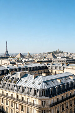 Minimal Panoramic Paris Skyline with Copy Space