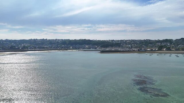 Vue sur la baie de Perros-Guirec - Louannec depuis un drone