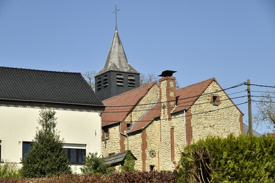 Clocher typique d'une &eacute;glise &agrave; Glabais (Jenappe-Nivelles)