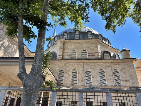 Located in Beylerbeyi, Turkey, the Hamidi Evvel Mosque was built in 1778.