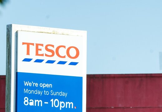 a tesco retail store sign