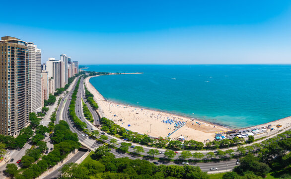 Drone photo of Chicago Oak Street Beach