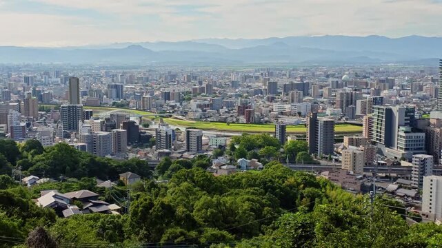 花岡山から見える熊本駅周辺の街並み