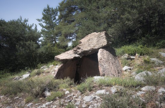 Exploring Oren Dolmen in Prullans, Catalonia's Ancient Landscape