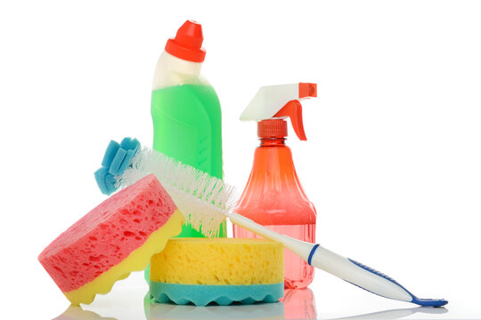 Disinfectant Liquids and Wash Scrubbers for Professional Domestic Maid Service