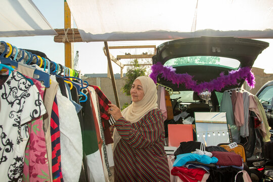Sifting and Thrifting