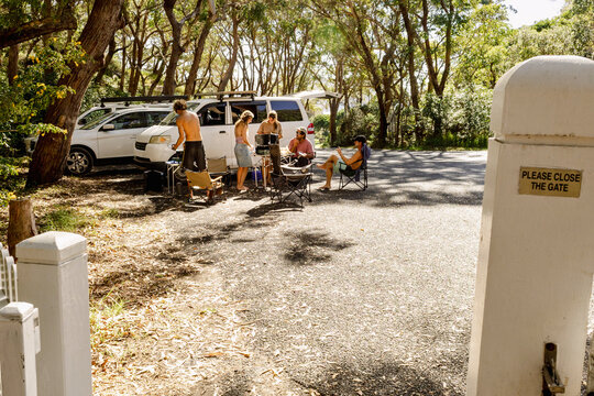 UGC friends roadtrip basecamp in national park parking area