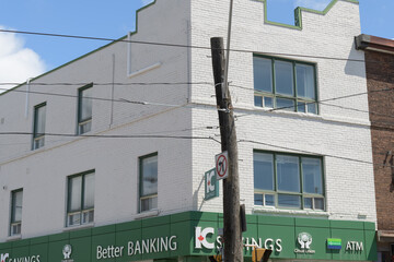 Obraz premium exterior of IC Savings - Little Italy Branch (credit union) located at 640 College St, Toronto