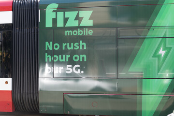 Obraz premium streetcar ad wrap of fizz mobile in Toronto