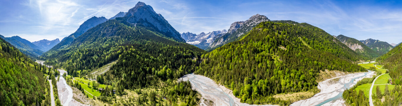 famous valley in austria - alpe eng