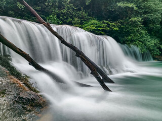 Cicuito de cascadas en montañas Panama © crist.cort