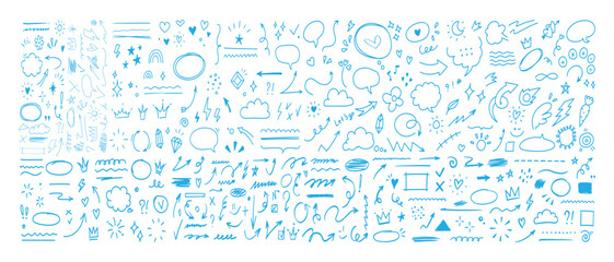 Obraz premium Simple Sketch Line Style Doodle Cute Ink Pen Line Elements Hand Drawn Outline Collection