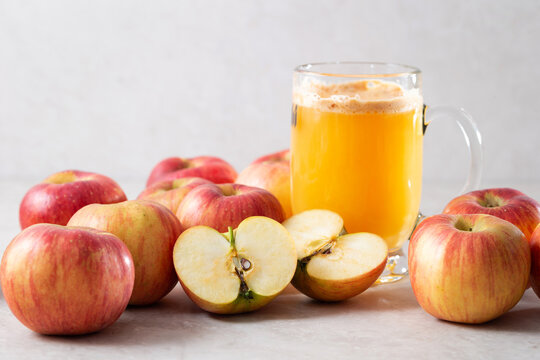 apple juice and apple