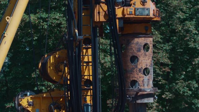 pile driver heavy machinery for concrete pouring at constructions, machine for concreting at construction 4k