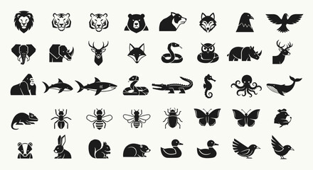 Obraz premium Diverse Animal Silhouettes Collection: Wildlife Icons Set