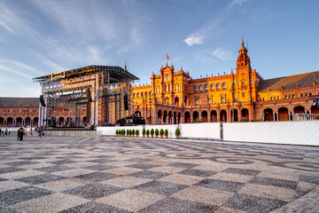 Concert stage on Plaza de Espana in Seville with people, life on the square Spanish city, Andalusia. © Tomasz