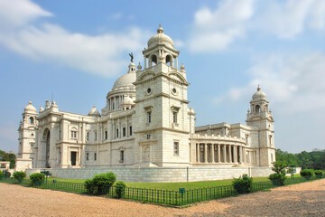 Obraz premium The Victoria Memorial dedicated to the memory of Queen Victoria, the Empress of India in the Maidan in Central Kolkata (Calcutta), India