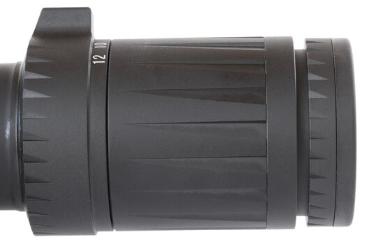 Diopter and magnification ring on a high powered right sight