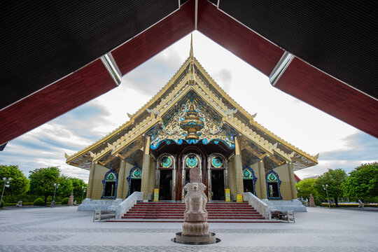 THAILAND SARABURI WAT PHRA PHUTTHA SEANG THAM
