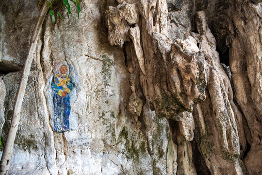 THAILAND SARABURI THAM WIMAN CHAKRI CAVE