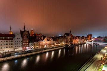 Obraz premium Panoramic view from Granary Island of the Old Town of Gdańsk, Poland.