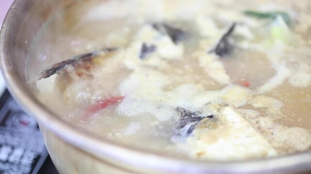 Korea dried rockfish soup stew seafood side dish table cuisine gastronomy k food basic banchan 한식 말린우럭 건어 우럭간국 간국 생선 우럭 물고기 해물탕 한식반찬 한식기본반찬 한식밥상 미식 요리