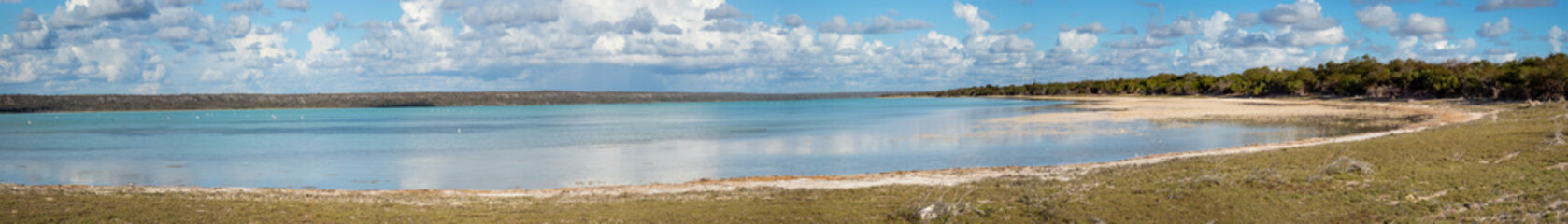 Panoramic of Lake Tsimanampetsotsa in the Dry Season, Tsimanampetsotsa National Park, Madagascar © Guy Bryant