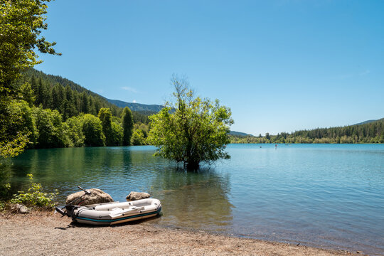 rattlesnake lake boat launch seattle washington usa summer