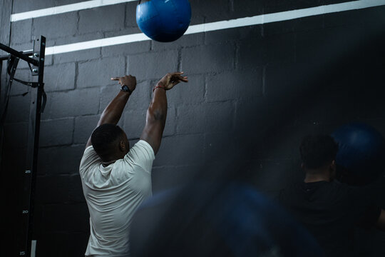 Cross fit Hyrax training exercises medicine ball wall throw