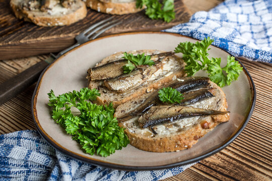 Sandwich with sprats.