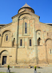 Fototapeta premium MTSKHETA GEORGIA : Svetitskhoveli Cathedral, Cathedral of the Living Pillar is an Eastern Orthodox cathedral masterpiece of the Early Middle Ages recognized by UNESCO as a World Heritage site