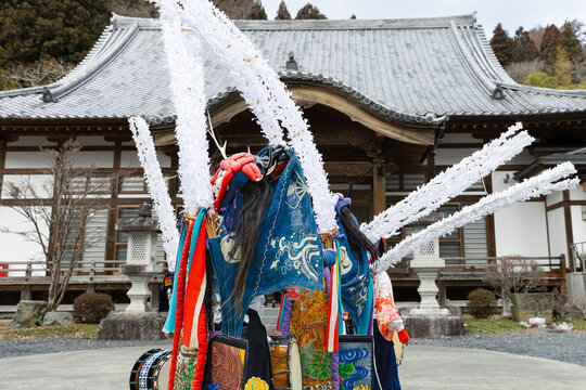 宮城の来訪神行事米川の水かぶりの佐沼鹿踊り