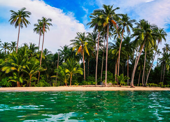 Obraz premium Ao Noi beach on Koh Kood island in Thailand 