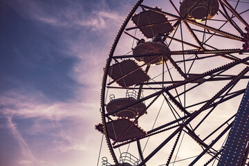 Ferris wheel funfair sunset © Filipo