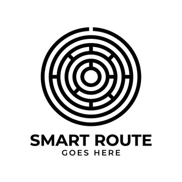 Minimalist round maze graphic representing problem solving, complex paths, and intelligence.