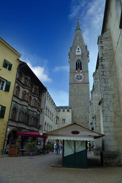 The White Tower (Wei&szlig;er Turm) is the bell tower of the Church of St. Michael the Archangel in Bressanone, completed in the 15th century. It is one of the symbols of the city and is 72 meters high.
