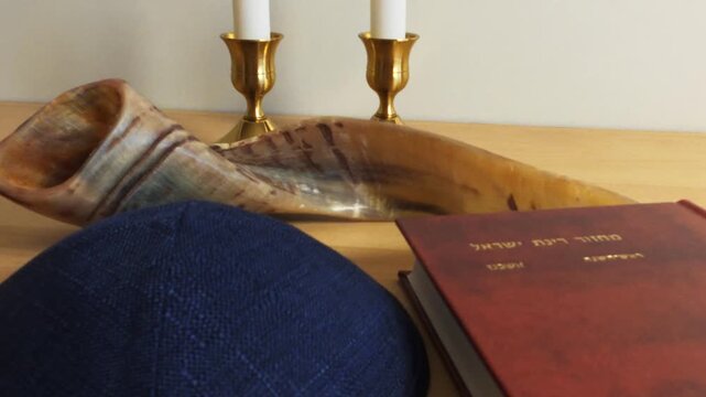 Jewish holiday rosh hashanah traditional symbols