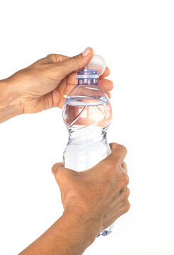 Acqua, bottiglia, svitare, tappo con mani