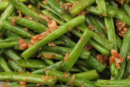 Tumis Buncis Bawang Putih. Sauteed Baby green Beans with Garlic