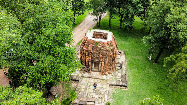 Prang Nang Phom Hom Ancient Khmer Sanctuary, Lopburi, Thailand