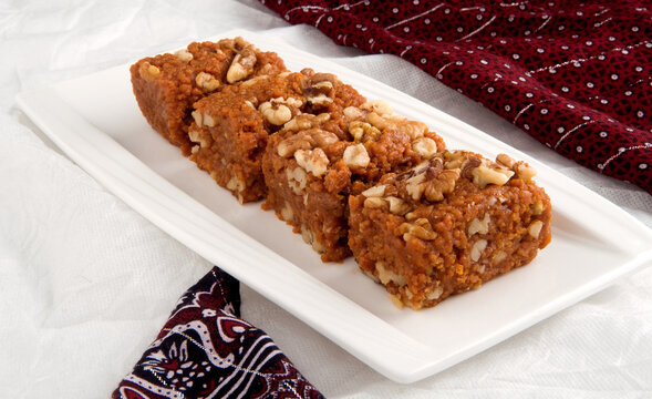 Walnut Halwa or Akhroat Halwa is a healthy dessert made by pure Desi Ghee, milk, sugar and walnuts.