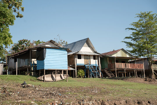streets and wooden houses on the banks of the Amazon River.
