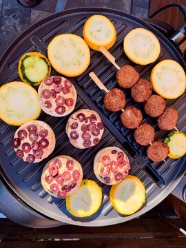 Grillgut auf dem Elektrogrill.