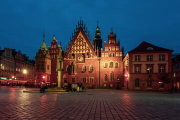 Obraz premium View of Wrocław's Old Town at night, Poland.