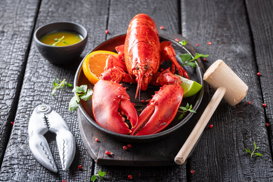 Teasty and fresh lobster as a low-calorie meal.