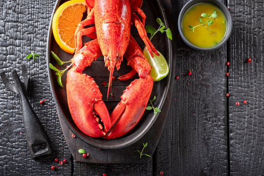 Teasty and fresh lobster flavored with citrus and butter.