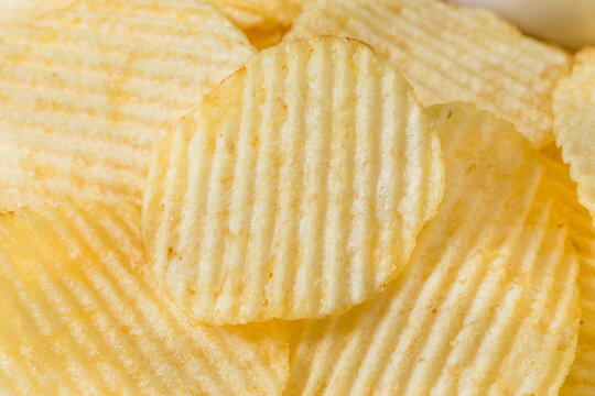 Homemade Kettle Cooked Crinkle Potato Chips