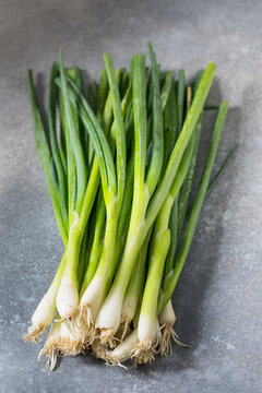 Raw Organic Green Onion Scallions
