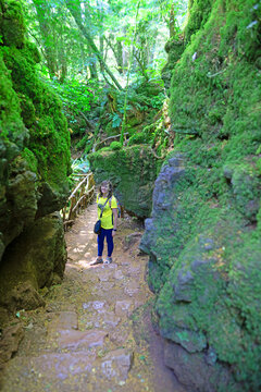 Chasms galore.